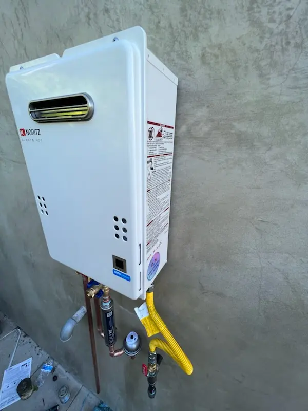 Tankless water heater installation for Wolfpit homes